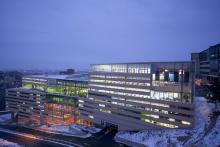 Pavillons Claudette-MacKay-Lassonde et Pierre-Lassonde, 2006;  