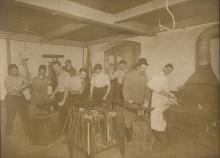 La forge de l'École Polytechnique au début du 20e siècle. 