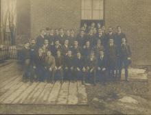 Groupe d'étudiants de l'École Polytechnique, environ 1902