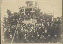 Excursion en bateau vers 1911.