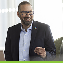 Nazim Benhadid, tisseur de connexions
