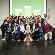 Les étudiantes et les étudiants qui ont représenté Polytechnique Montréal aux CS Games 2024. (Photo : Olivier Ouimet/Voltaic)	