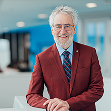 Le professeur Réjean Plamondon