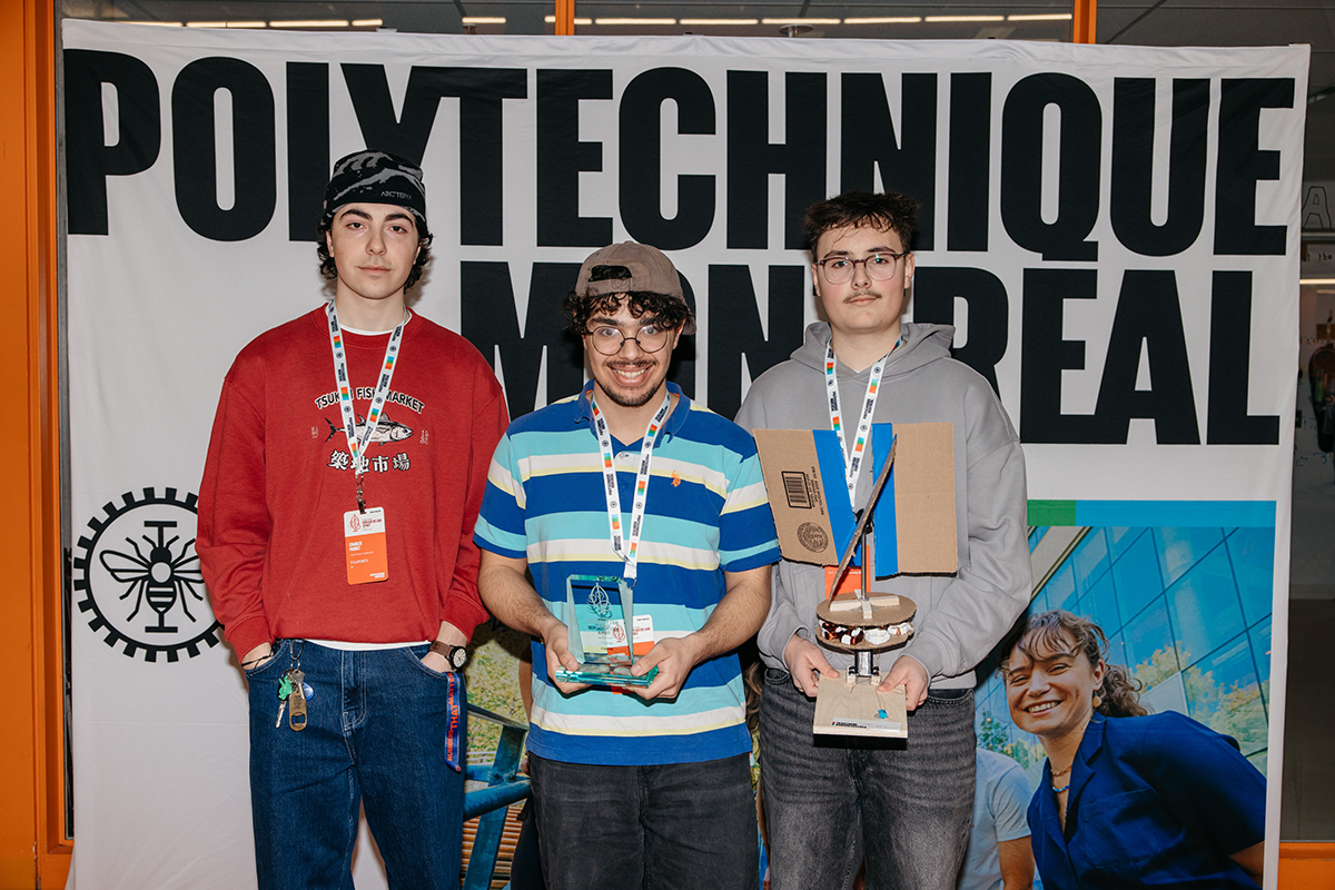 Les membres de l’équipe « Les TVAsports » au concours « Déplace de l'air à Poly » 2026 à Polytechnique Montréal. (Photo : Annie Diotte) Les membres de l’équipe « TVAsports » au concours « Déplace de l'air à Poly » 2026 à Polytechnique Montréal. (Photo : Annie Diotte)
