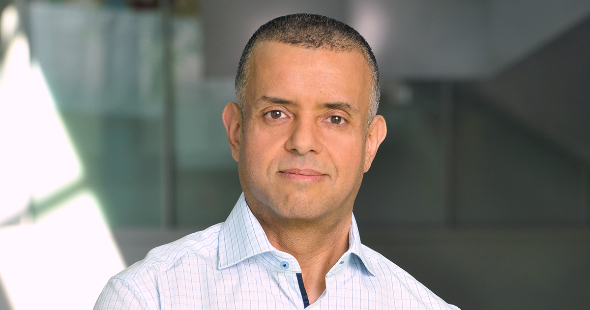Abdelhak Oulmane, maître d'enseignement au Département de mathématiques et de génie industriel. (Photo : Denis Bernier) Abdelhak Oulmane, maître d'enseignement au Département de mathématiques et de génie industriel. (Photo : Denis Bernier)