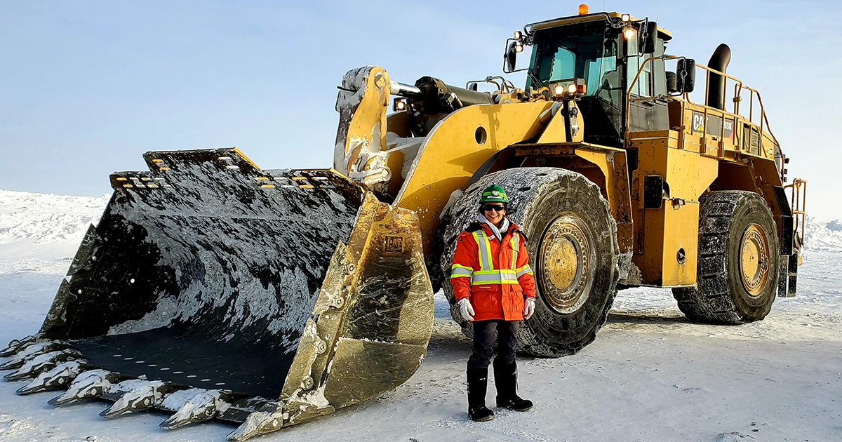 Anna Canan sur un chantier Anna Canan sur un chantier