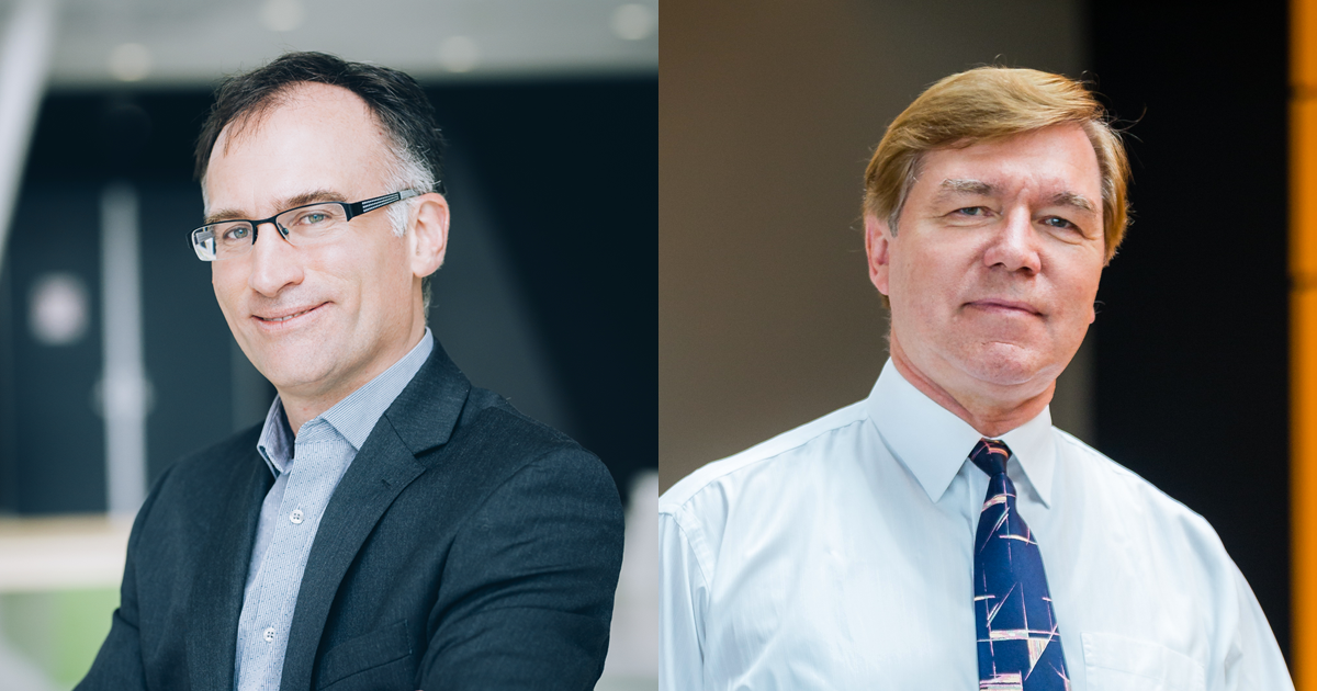 De gauche à droite : Carl-Éric Aubin, professeur titulaire au Département de génie mécanique de Polytechnique Montréal; Ludvik Martinu, professeur titulaire au Département de génie physique de Polytechnique Montréal. De gauche à droite : Carl-Éric Aubin, professeur titulaire au Département de génie mécanique de Polytechnique Montréal; Ludvik Martinu, professeur titulaire au Département de génie physique de Polytechnique Montréal.