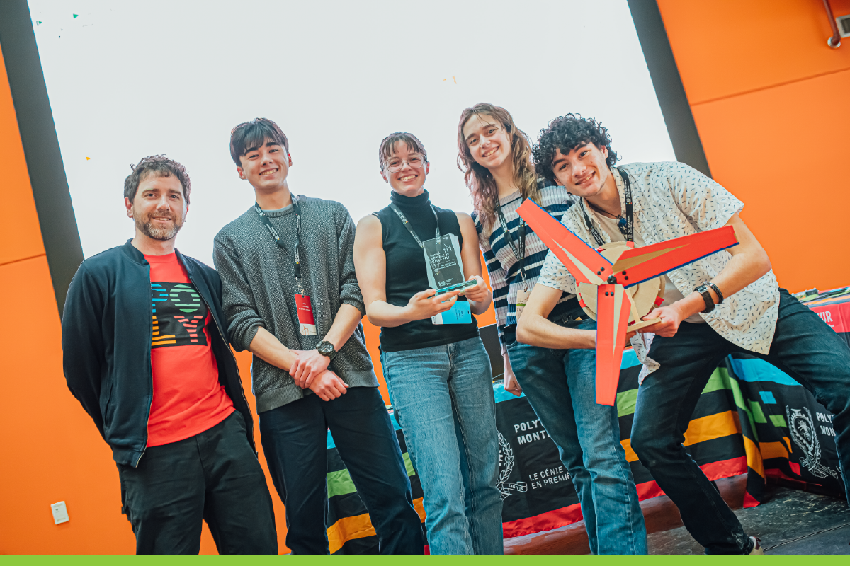 Les membres de l'équipe « Fait d'l'air » en compagnie de leur mentore Chloé Lechevalier (au centre) et du professeur adjoint au Département de génie électrique Sébastien Loranger (à gauche). (Photo : Caroline Perron) Les membres de l'équipe « Fait d'l'air » en compagnie de leur mentore Chloé Lechevalier (au centre) et du professeur adjoint au Département de génie électrique Sébastien Loranger (à gauche). (Photo : Caroline Perron)