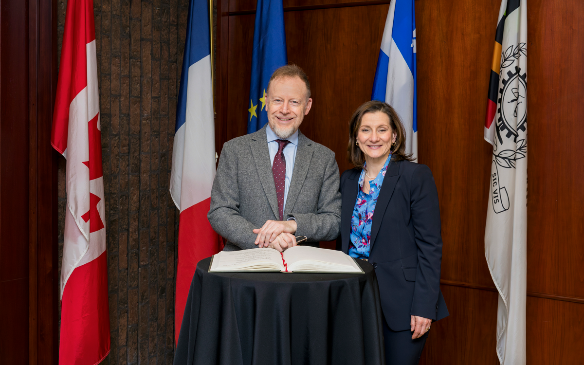 S.E. Éric Lamouroux, consul général de France à Québec, et Maud Cohen, directrice générale de Polytechnique Montréal. (Photo : Thierry du Bois) S.E. Éric Lamouroux, consul général de France à Québec, et Maud Cohen, directrice générale de Polytechnique Montréal. (Photo : Thierry du Bois)