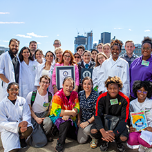 Un record Guinness de la plus grande leçon de «slime» réalisé à Montréal!