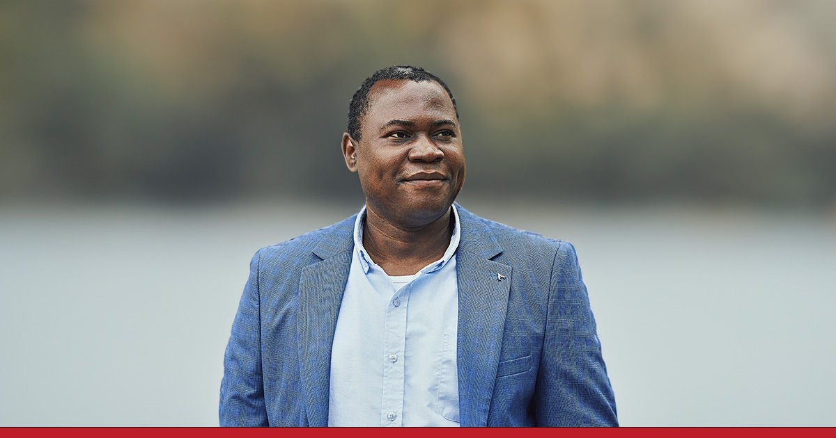 Professeur Foutse Khomh, spécialiste de l'IA Professeur Foutse Khomh, spécialiste de l'IA