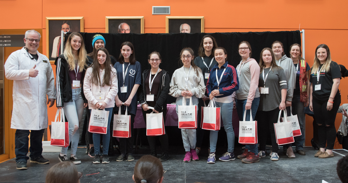 Des participantes à l'événement Les filles et les sciences, un duo électrisant! à Polytechnique Montréal Des participantes à l'événement Les filles et les sciences, un duo électrisant! 2018 à Polytechnique Montréal