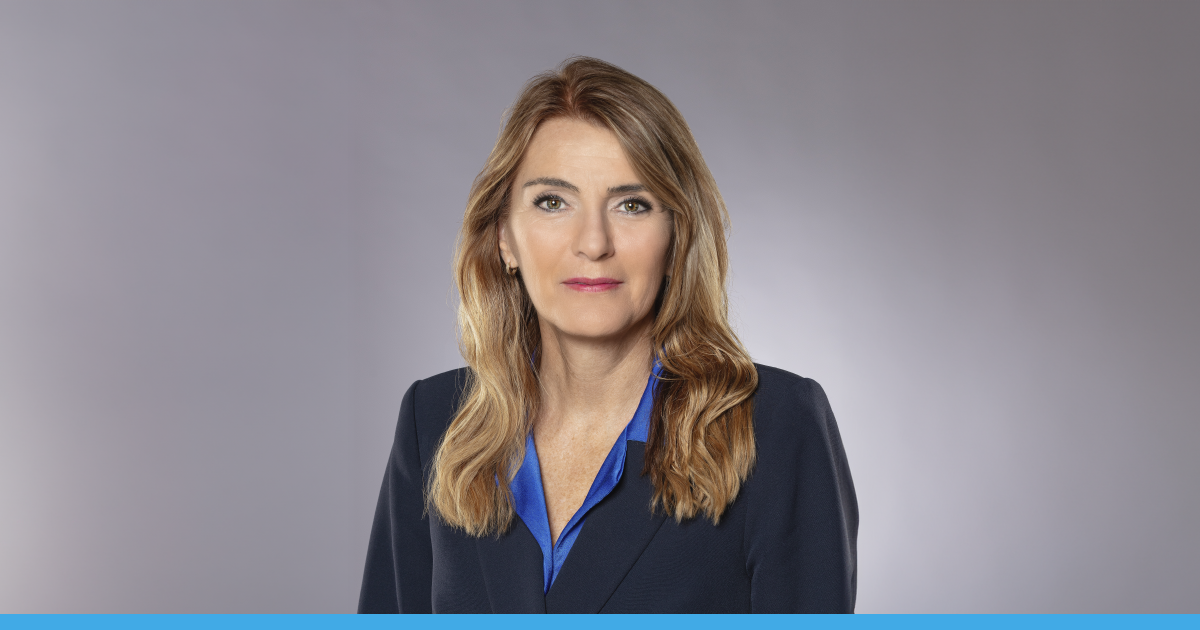 L'honorable Manuelle Oudar. L'honorable Manuelle Oudar.