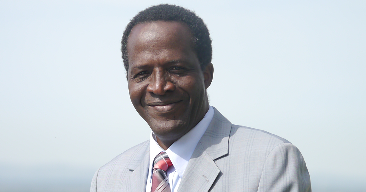 Pr Oumarou Savadogo