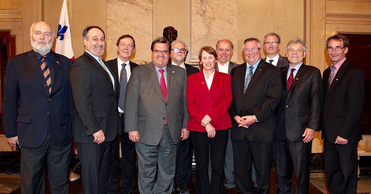 Les représentants des établissements d'enseignement supérieur et de la Ville de Montréal, lors de la signature du partenariat entre les parties le 16 juin 2017 Les représentants des établissements d'enseignement supérieur et de la Ville de Montréal, lors de la signature du partenariat entre les parties le 16 juin 2017
