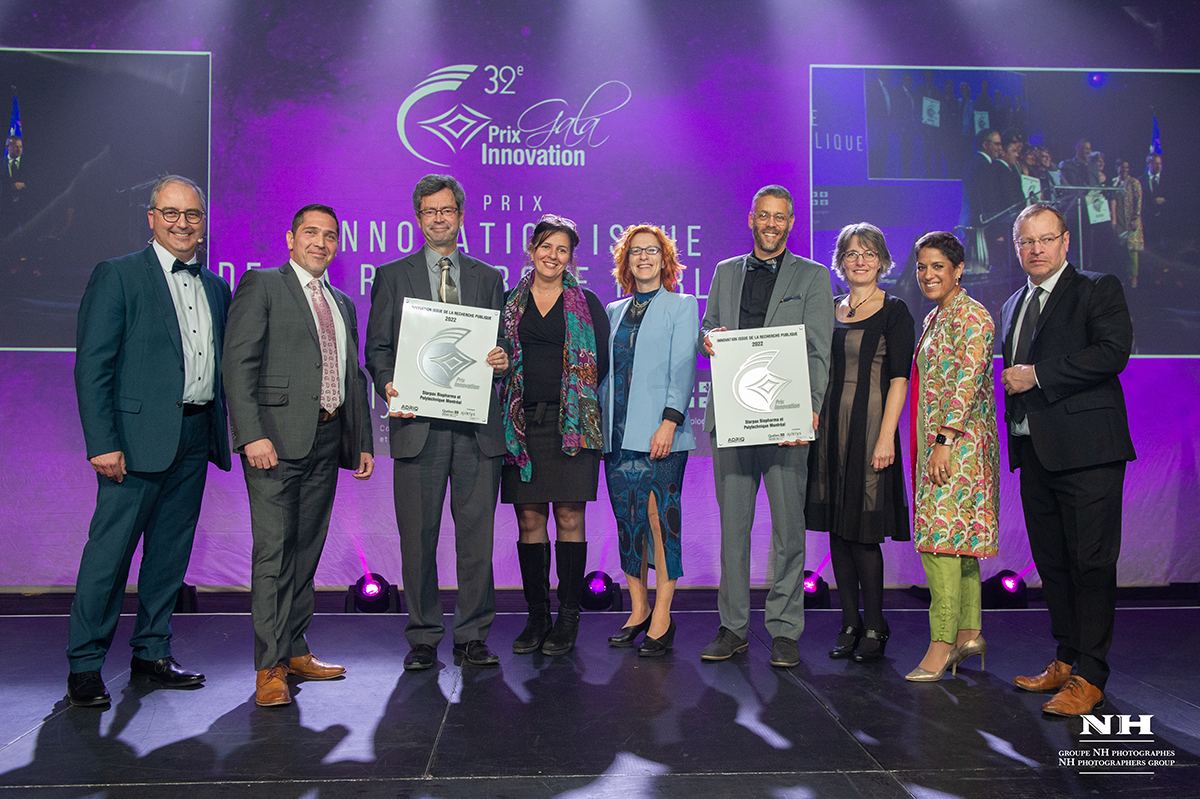 Sylvain Martel, Neïla Kaou et Annie Ross aux 32e Gala des Prix Innovation de l'ADRIQ. (Photo: Groupe NH Photographies) Le professeur Sylvain Martel, Neïla Kaou et la professeure Annie Ross aux 32e Gala des Prix Innovation de l'ADRIQ. (Photo: Groupe NH Photographies)