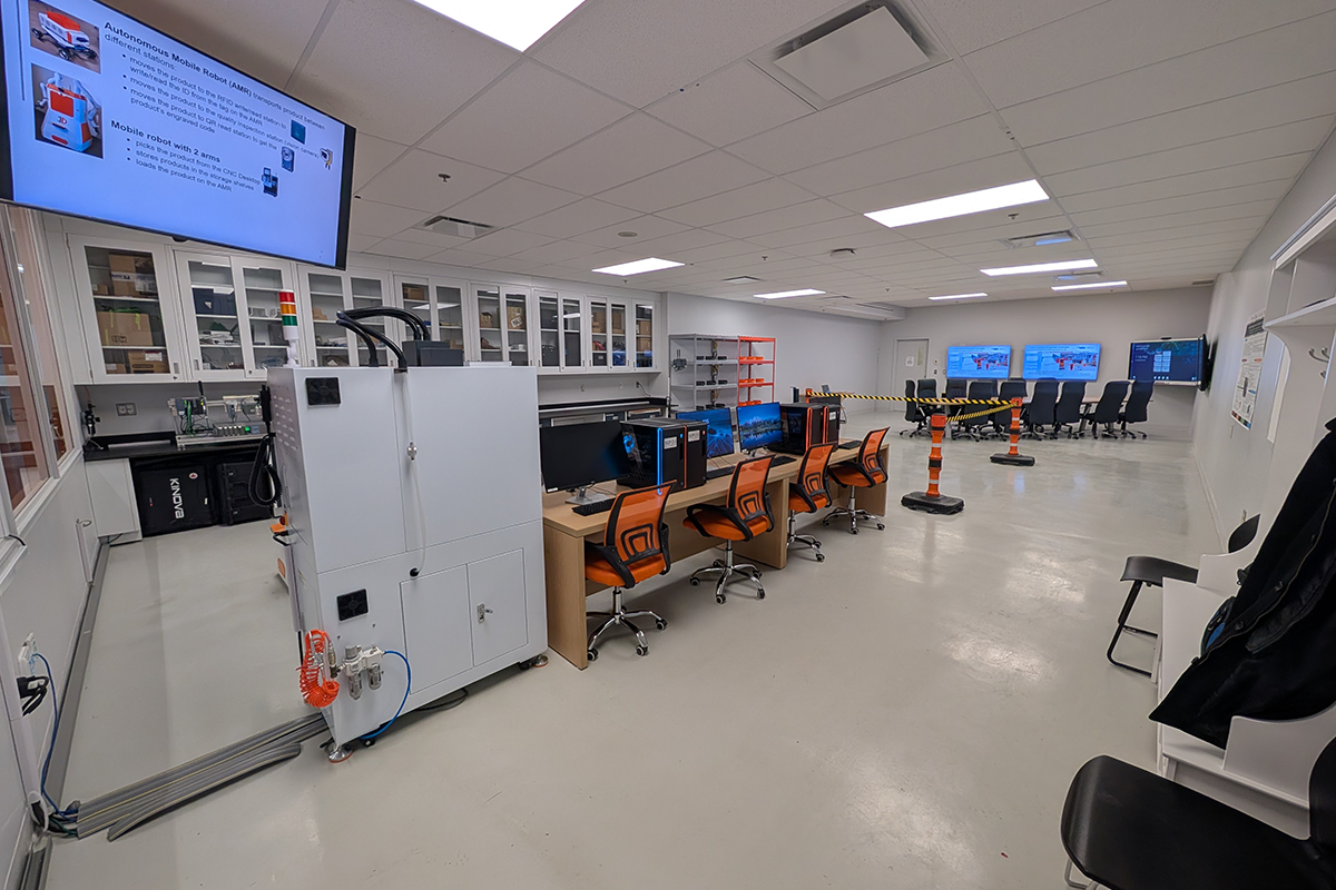 L’outil d’usinage au Laboratoire SCP-I à Polytechnique Montréal. (Photo : Laboratoire SCP-I) L’outil d’usinage au Laboratoire SCP-I à Polytechnique Montréal. (Photo : Laboratoire SCP-I)