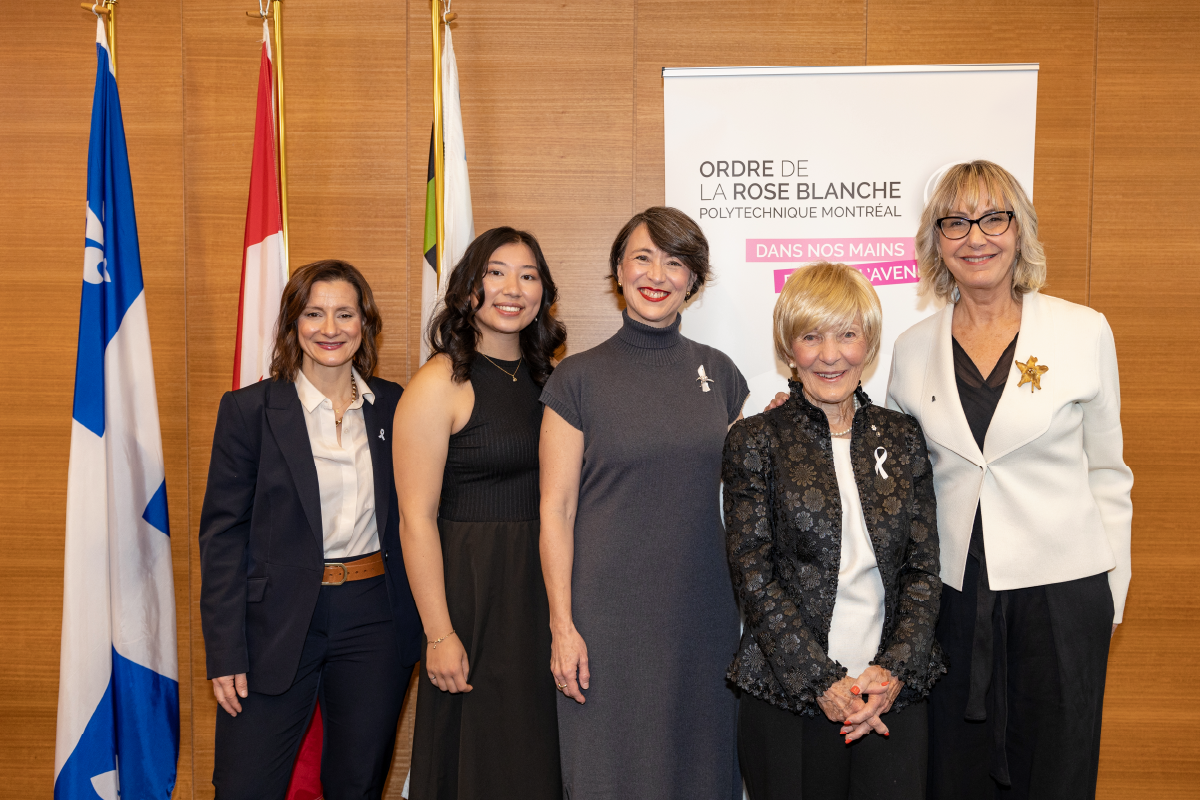 De gauche à droite : Maud Cohen; Makenna Kuzyk; Nathalie Provost; Michèle Thibodeau-DeGuire; Michèle Prévost. (Photo : Annie Diotte) De gauche à droite : Maud Cohen; Makenna Kuzyk; Nathalie Provost; Michèle Thibodeau-DeGuire; Michèle Prévost. (Photo : Annie Diotte)