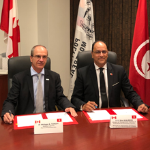 Philippe A. Tanguy, directeur général de Polytechnique Montréal, et Monsieur Slim Khalbous, ministre de l’Enseignement supérieur et de la Recherche scientifique du gouvernement de la Tunisie.