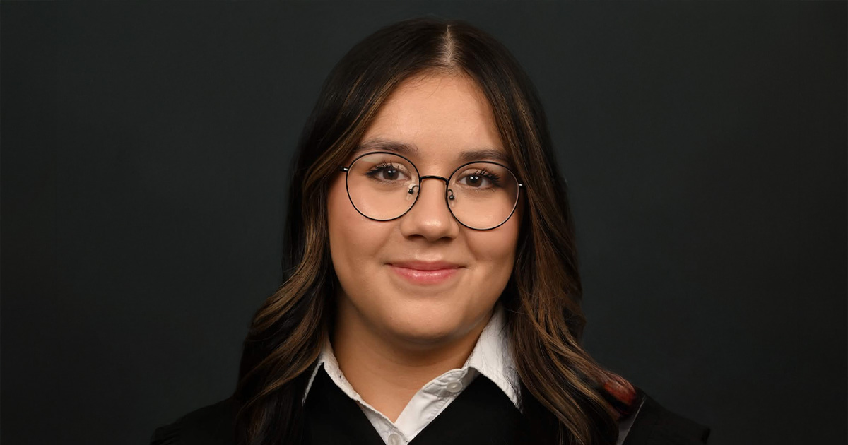 Rebeca-Esmeralda Retezan