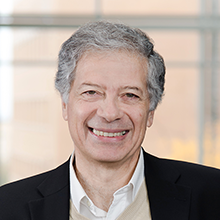 Roland Malhamé, professeur titulaire au Département de mathématiques et de génie industriel.