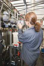 Operating technician