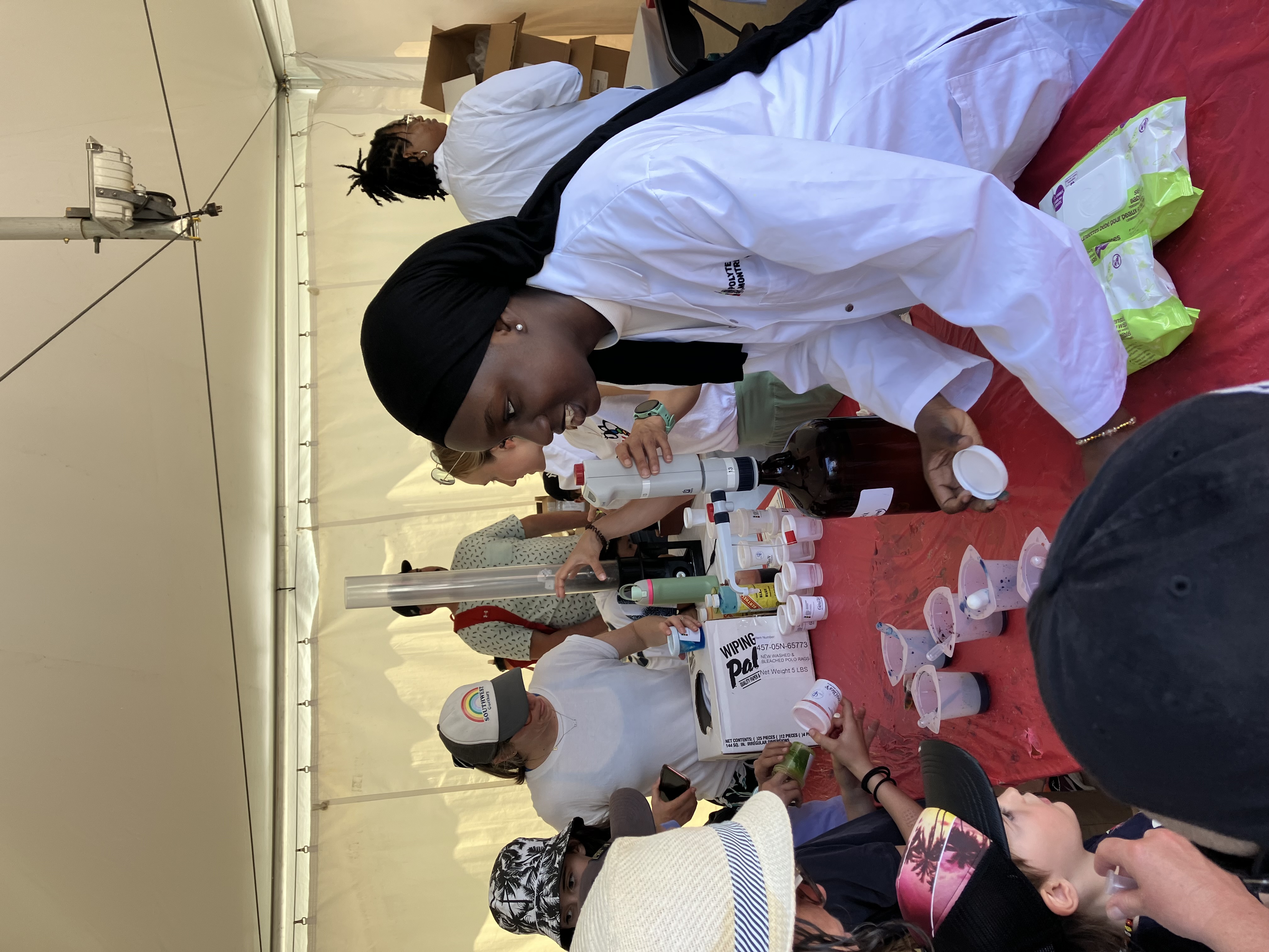 Etudiante au Festival Eureka