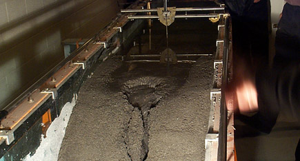Modèle réduit de la rupture de digue, juin 2001