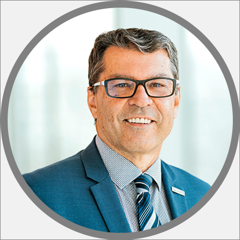 Serge Striganuk, directeur de l'administration et des ressources de Polytechnique Montréal