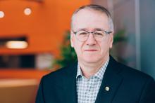 Michel Meunier, professor at Polytechnique Montréal. (Photo: Carole Perron photographies)