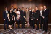 De gauche à droite : M. Pascal Grenier, vice-président, Ingénierie, Exploitation et Innovation mondiales de CAE; Mme Fabienne Lacoste, présidente et chef de la direction de gestion FÉRIQUE et présidente d’honneur du Gala Prix Mérite; M. Jean-Philippe Paradis, président du Conseil d’administration de l’Association des diplômés de Polytechnique et président de Bell Solutions techniques; Mme Isabelle Péan, présidente de l’Association des diplômés de Polytechnique et présidente-directrice générale de la Fondati