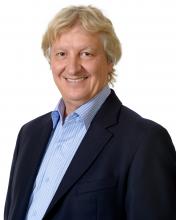 Réjean Samson, professeur titulaire au Département de génie chimique de Polytechnique Montréal et co-titulaire de la Chaire de recherche sur la valorisation des matières résiduelles.