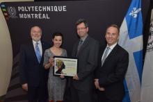 From left to right: Christophe Guy, Chief Executive Officer of Polytechnique Montréal; Marie Lambert-Chan, Editor-in-Chief of Québec Science; Sylvain Martel, Director of the Polytechnique Montréal Nanorobotics Laboratory and recipient of the 2016 Québec Science Discovery of the Year People’s Choice award; François Bertrand, Director of Research, Innovation and International Affairs of Polytechnique Montréal.