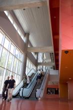 Lassonde Buildings entrance, 4.7 MB, JPEG © Productions punch inc.